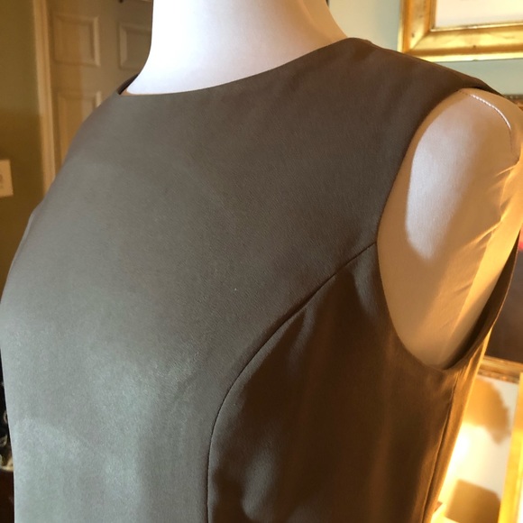 Iris Singer Collection Executive Suit - size 8 - Picture 6 of 7